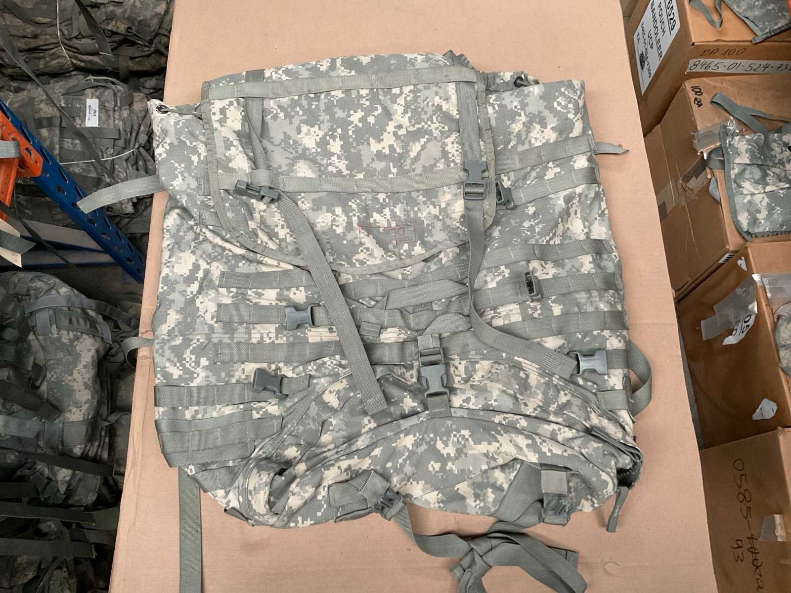 Rucksack large field pack UCP (10x)
