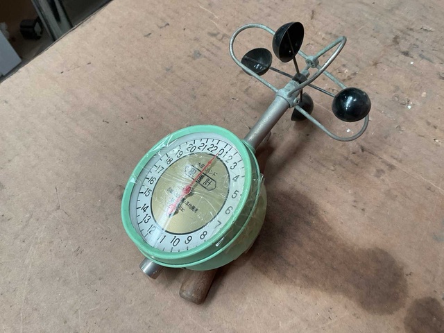 Anemometer