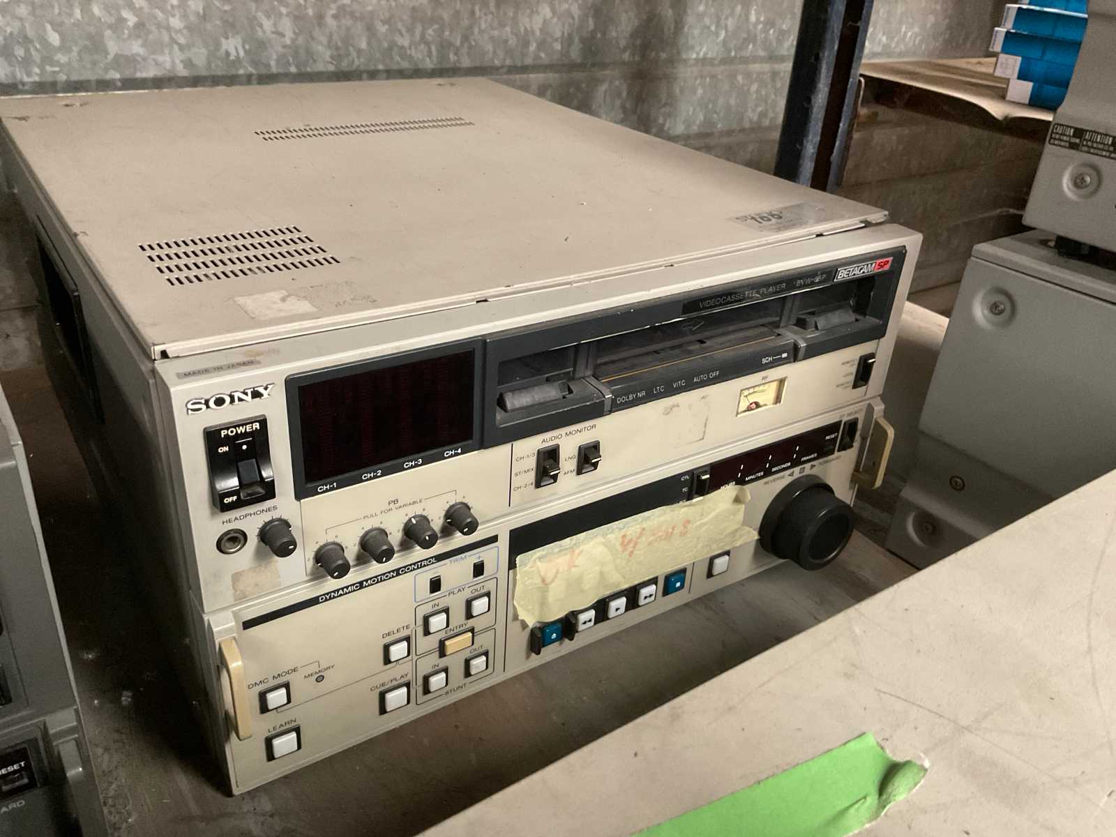 Sony BVW-65P Videocassette player