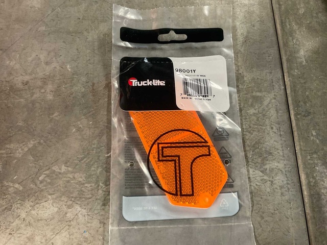 Trucklite Reflector (175x)