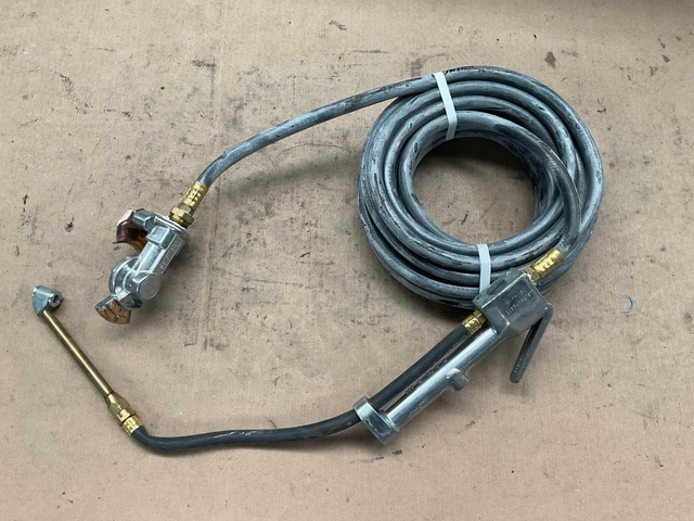 Goodyear Air hose chuck tire pressure