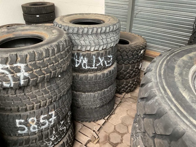 GoodYear Band (5x)