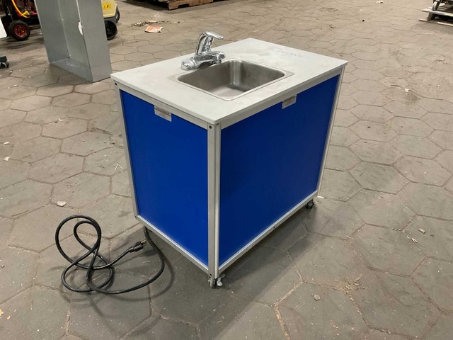 Portable sink Kinder verrijdbare gootsteen