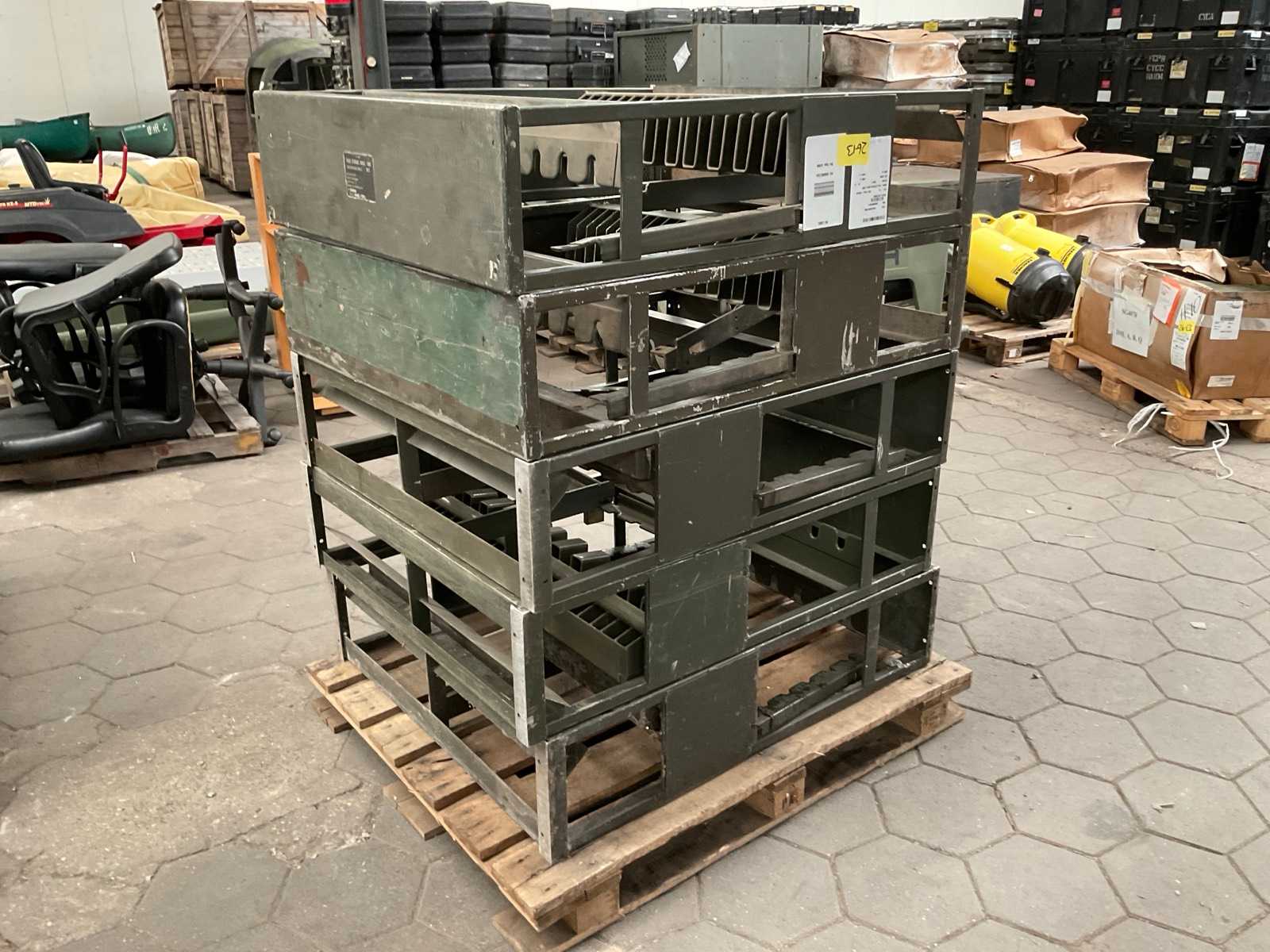 Storage rack small arms (5x)
