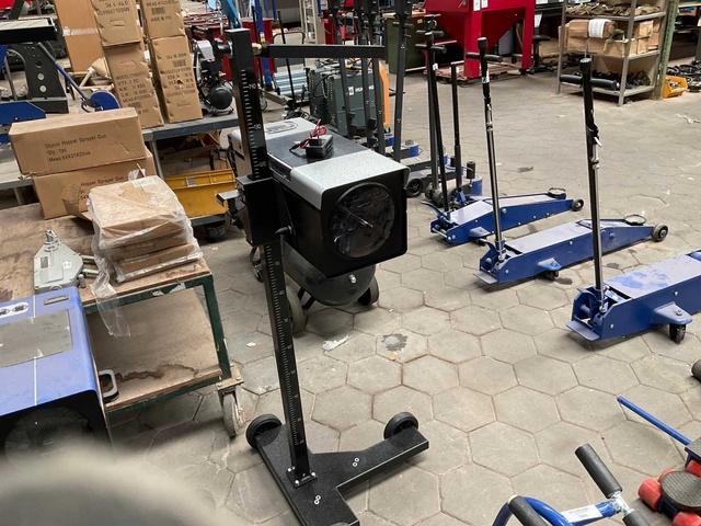 2012 Spin HL26-8 Koplamptester