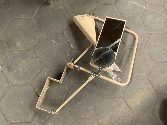 Mirror assembly
