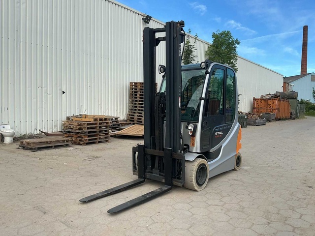 2014 Still RX60-30L Vorkheftruck