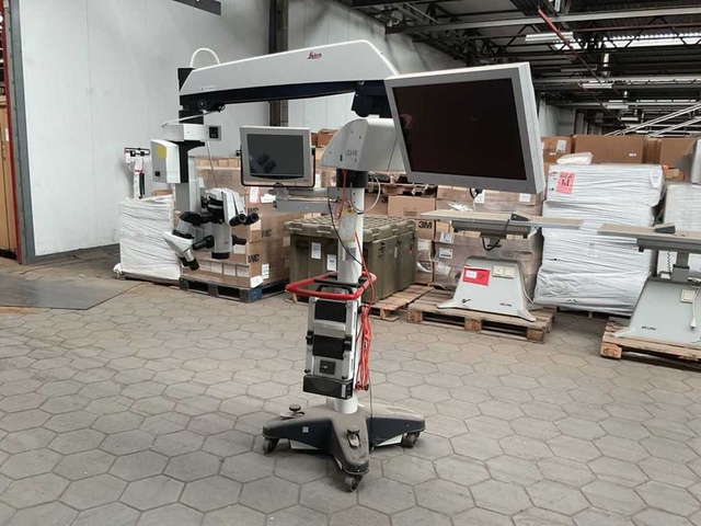 Leica F40 Operating light microscope