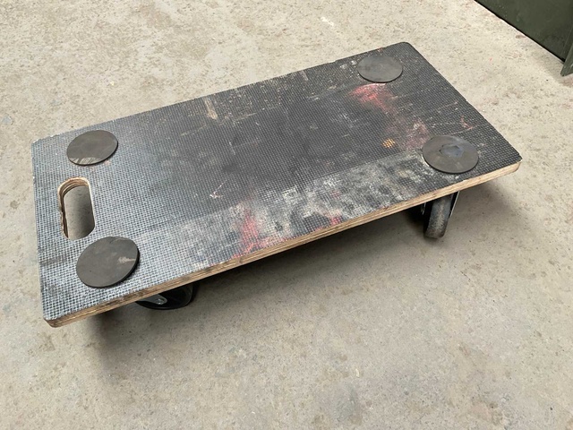 Meubel roller