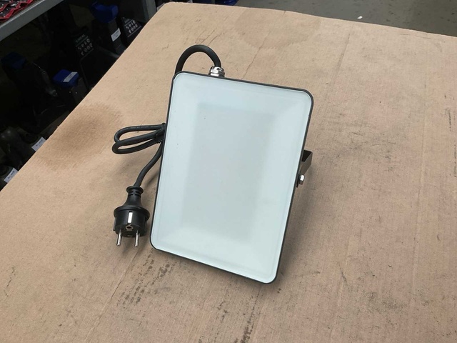 Fluxon LB50F Schijnwerper