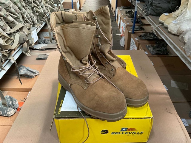 Belleville Size 9,5 W Safety Boot