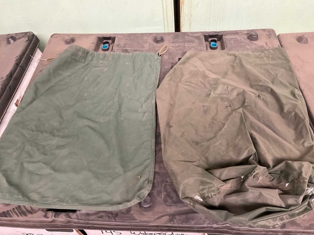 Waterproof and barrack bags (566x)