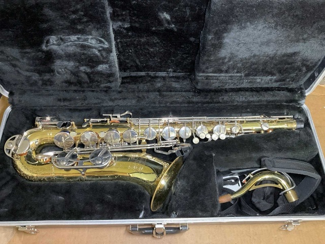 Bundy ll Saxofoon