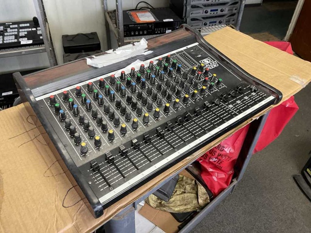 Galaxy Audio M1202 Mengpaneel