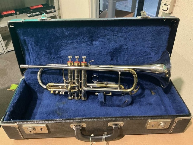 TEST · Conn Connstellation Trompet